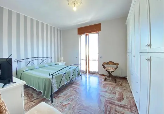 Apartment Mr1 House *